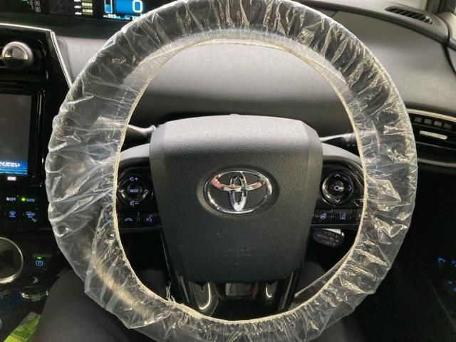 TOYOTA PRIUS PHV 2020 Image 31