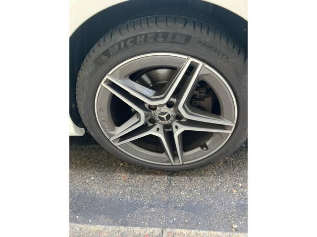 MERCEDES BENZ C CLAS 2020 Image 31