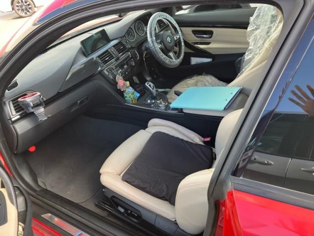 BMW 4SERIES COUPE 2015 Image 31