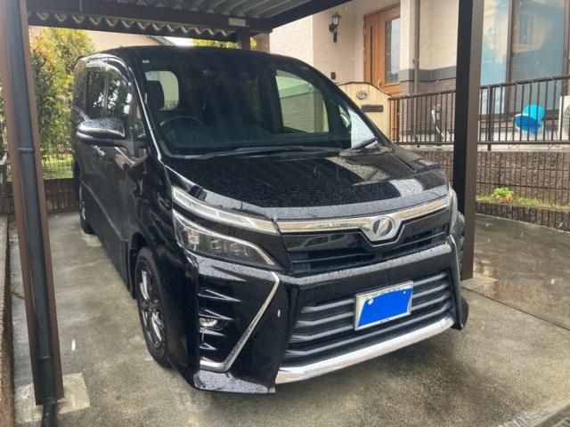 TOYOTA VOXY 4WD 2018 Image 31