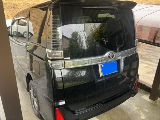 TOYOTA VOXY 4WD 2018 Image 31