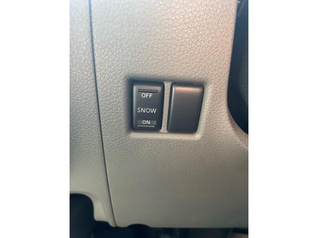 NISSAN NV350 CARAVAN 2012 Image 31