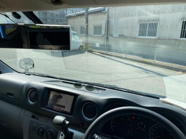 NISSAN NV350 CARAVAN 2012 Image 31