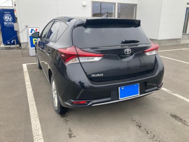 TOYOTA AURIS 4WD 2015 Image 31