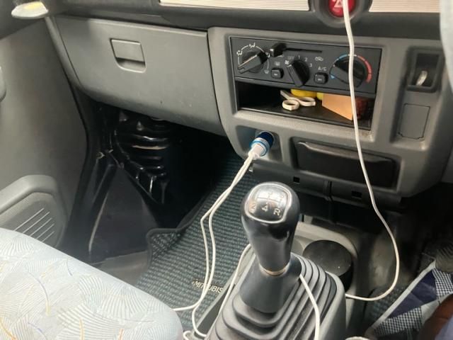 MITSUBISHI MINICAB VAN 2010 Image 31