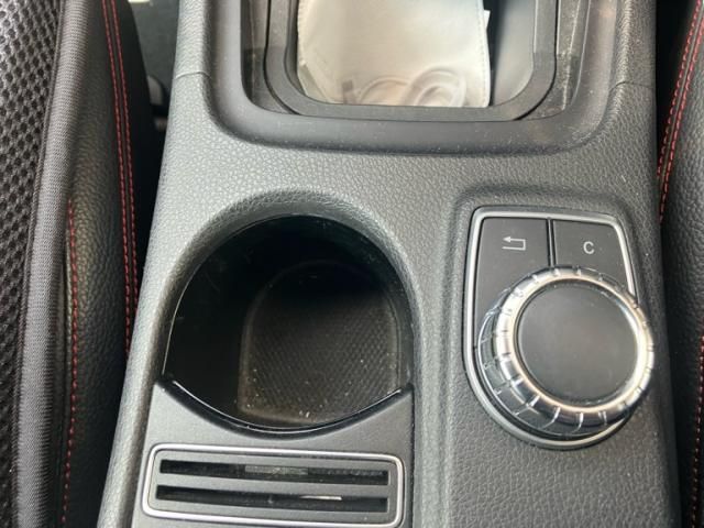 MERCEDES BENZ A CLAS 2013 Image 31