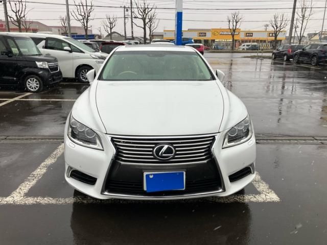 TOYOTA LEXUS LS460 2015 Image 31