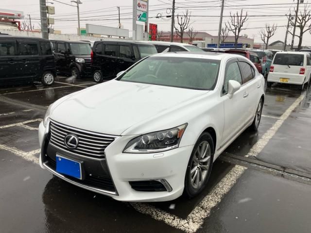 TOYOTA LEXUS LS460 2015 Image 31