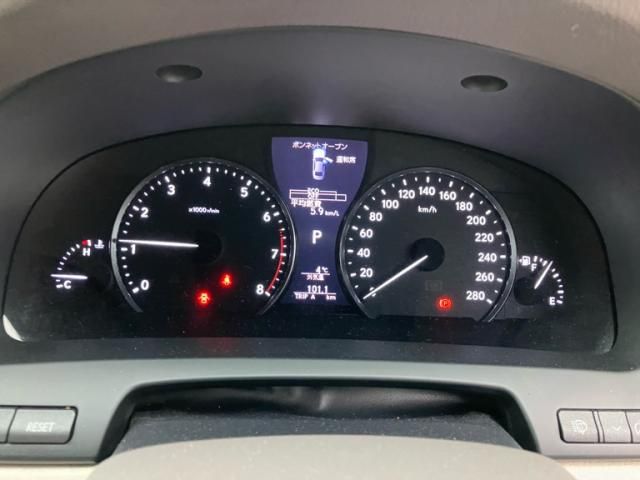 TOYOTA LEXUS LS460 2015 Image 31