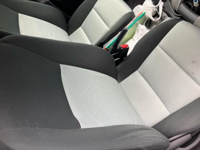 TOYOTA AQUA 2013 Image 31