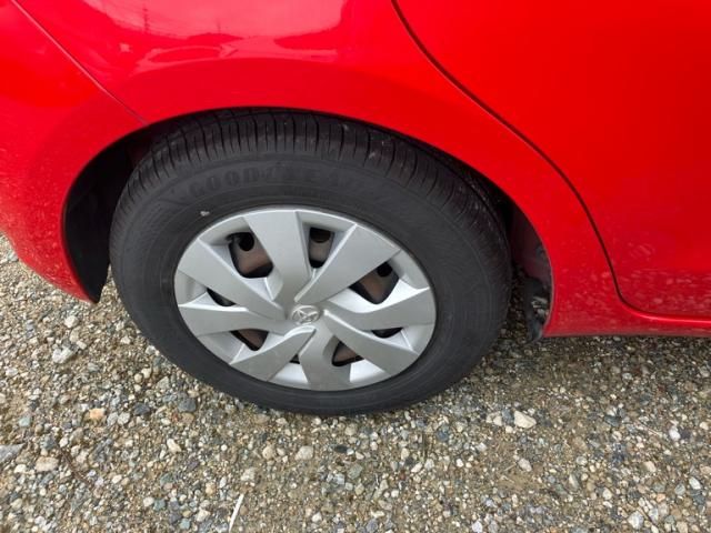 TOYOTA VITZ 2016 Image 31
