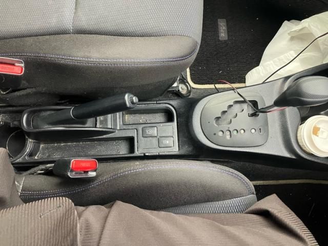 TOYOTA VITZ 2016 Image 31