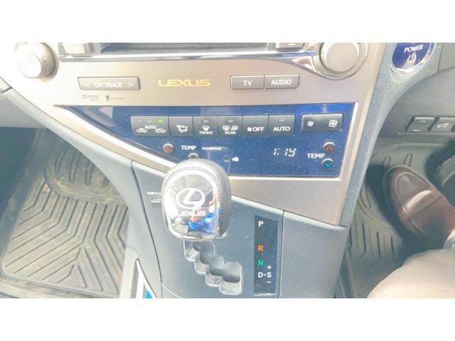 TOYOTA LEXUS RX450H AWD 2012 Image 31