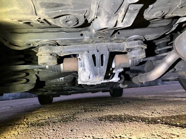 HONDA VEZEL HYBRID 4WD 2014 Image 31