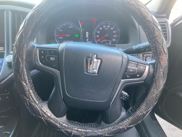 TOYOTA CROWN SEDAN HYBRID 2013 Image 31