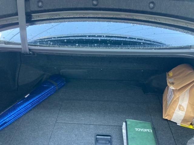 TOYOTA CROWN SEDAN HYBRID 2013 Image 31