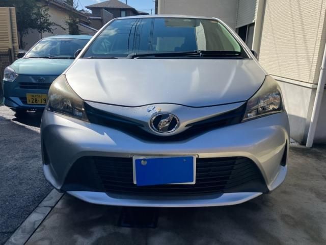 TOYOTA VITZ 2015 Image 31