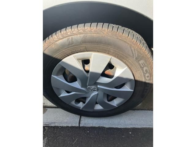 TOYOTA VITZ 2015 Image 31