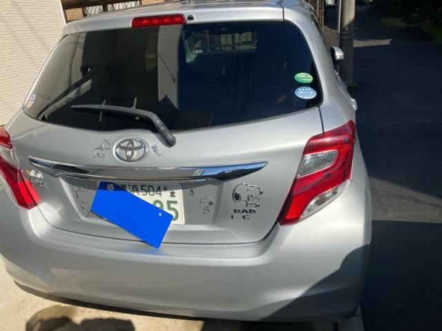 TOYOTA VITZ 2015 Image 31
