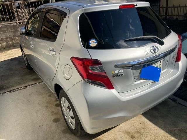 TOYOTA VITZ 2015 Image 31