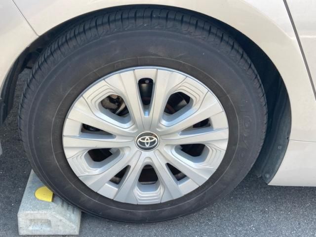 TOYOTA PRIUS 2020 Image 31