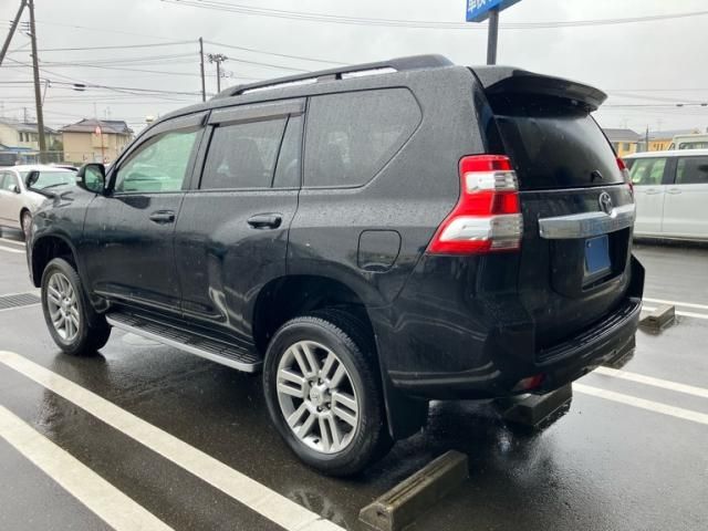 TOYOTA LANDCRUISER PRADO 2016 Image 31