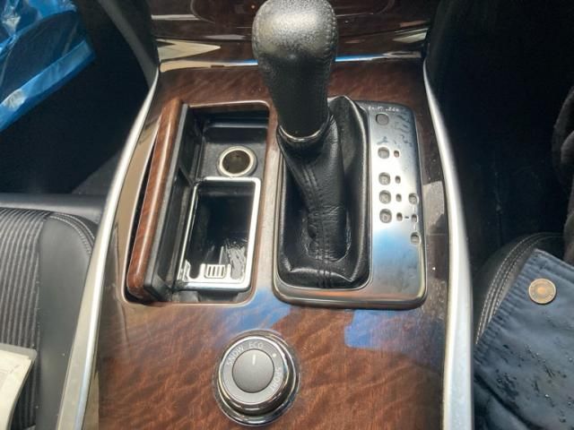 NISSAN FUGA 4WD 2011 Image 31