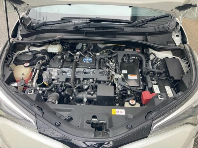 TOYOTA C-HR 2018 Image 31