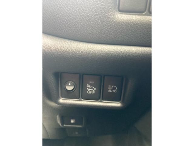 TOYOTA C-HR 2018 Image 31