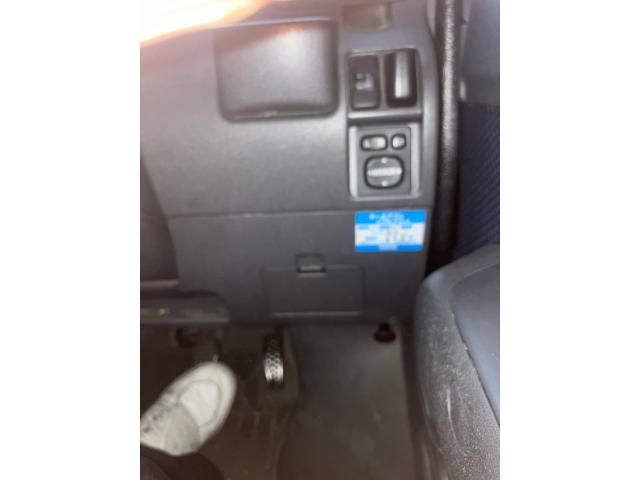 DAIHATSU HIJET CARGO 4WD 2011 Image 31