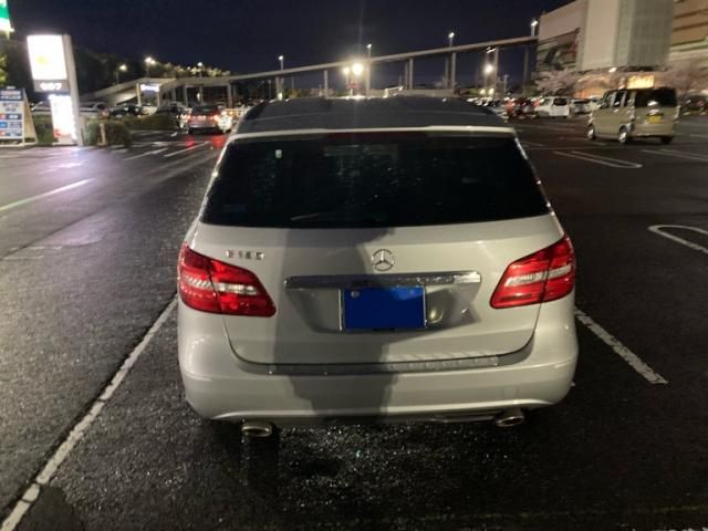 MERCEDES BENZ B CLAS 2013 Image 31