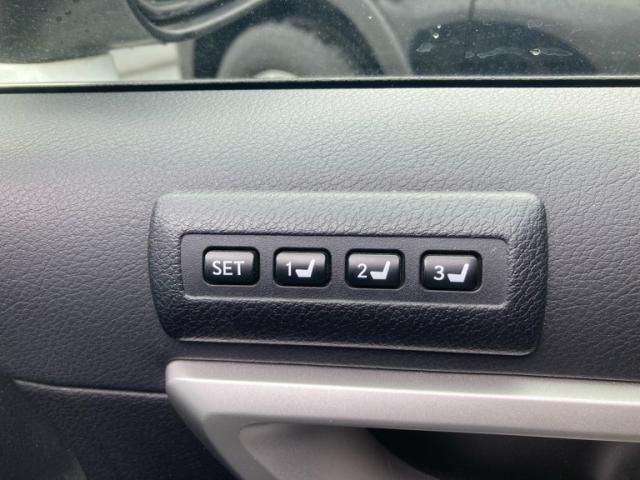 TOYOTA LEXUS CT200H 2013 Image 31