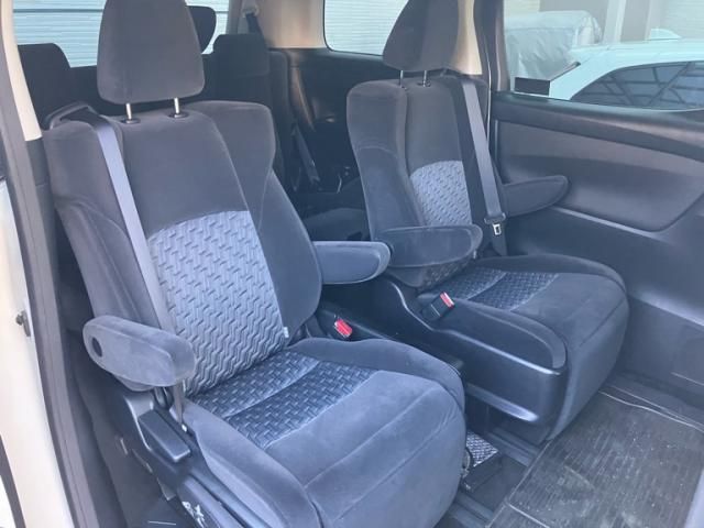 TOYOTA VELLFIRE 2016 Image 31