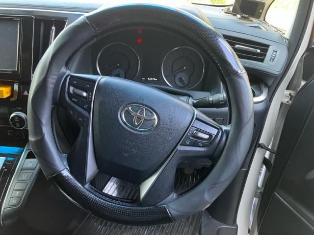 TOYOTA VELLFIRE 2016 Image 31