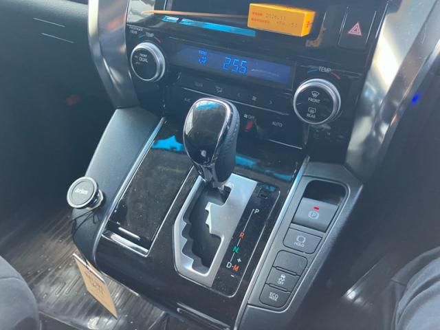 TOYOTA VELLFIRE 2016 Image 31