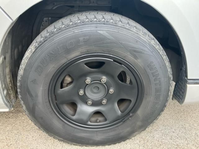 TOYOTA HIACE VAN 2WD 2012 Image 31