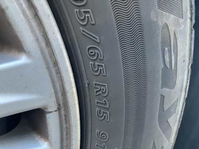 TOYOTA NOAH 2014 Image 31