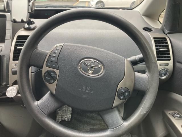 TOYOTA PRIUS 2007 Image 31