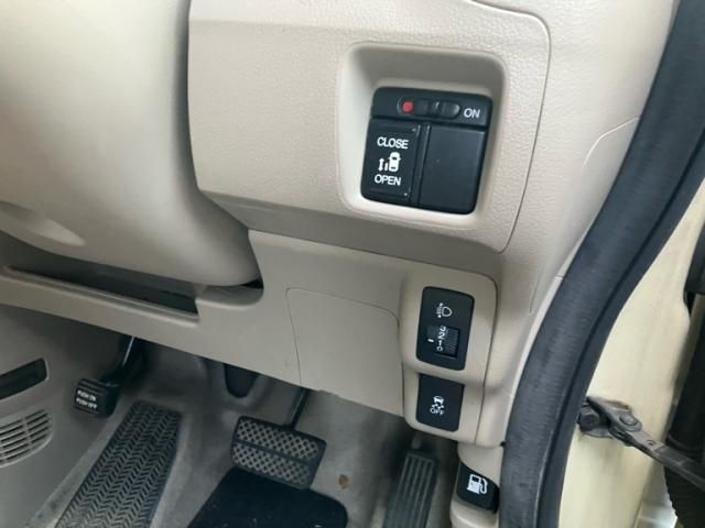 HONDA N_BOX 2012 Image 31