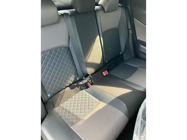 TOYOTA C-HR 2020 Image 31