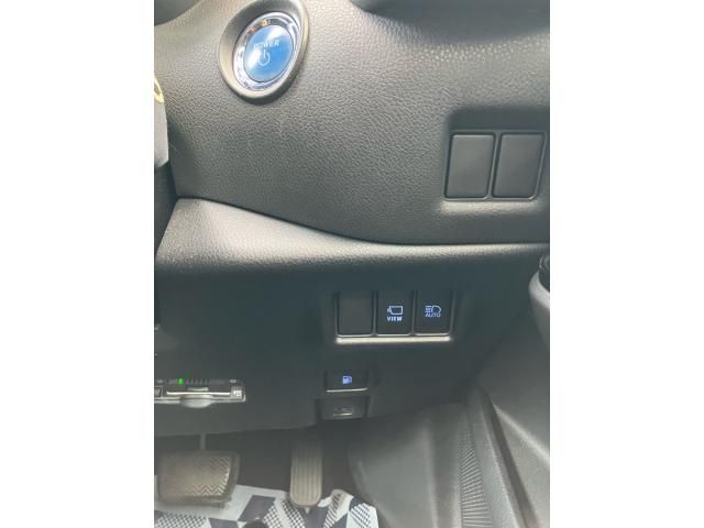 TOYOTA C-HR 2020 Image 31