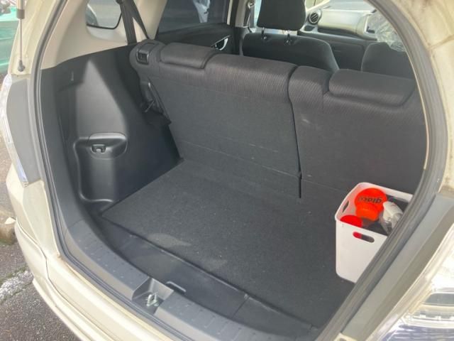 HONDA FIT HYBRID 2011 Image 31