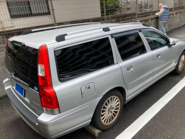 VOLVO V70 2007 Image 31