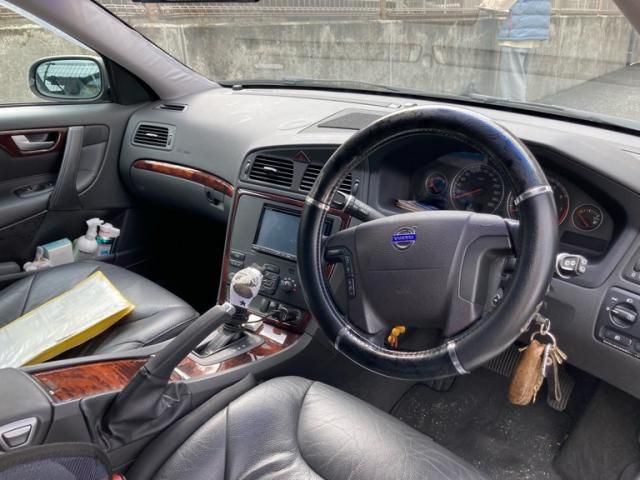 VOLVO V70 2007 Image 31