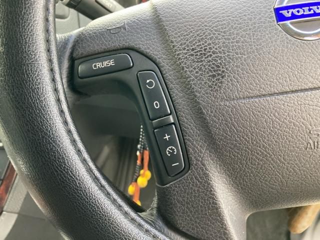 VOLVO V70 2007 Image 31