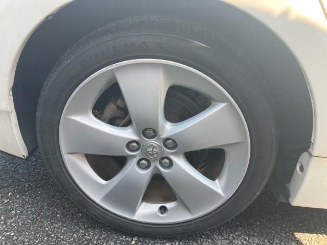 TOYOTA PRIUS 2015 Image 31