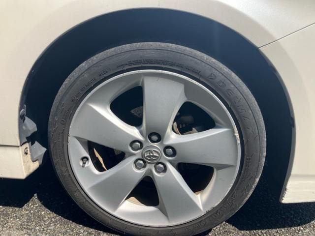 TOYOTA PRIUS 2015 Image 31