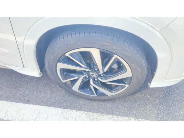 HONDA VEZEL HYBRID 2020 Image 31