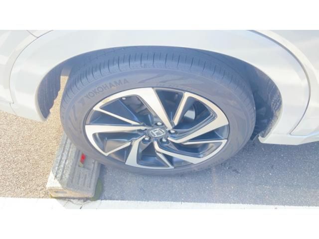 HONDA VEZEL HYBRID 2020 Image 31