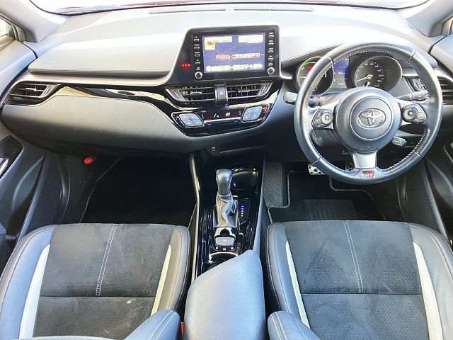 TOYOTA C-HR 2019 Image 31